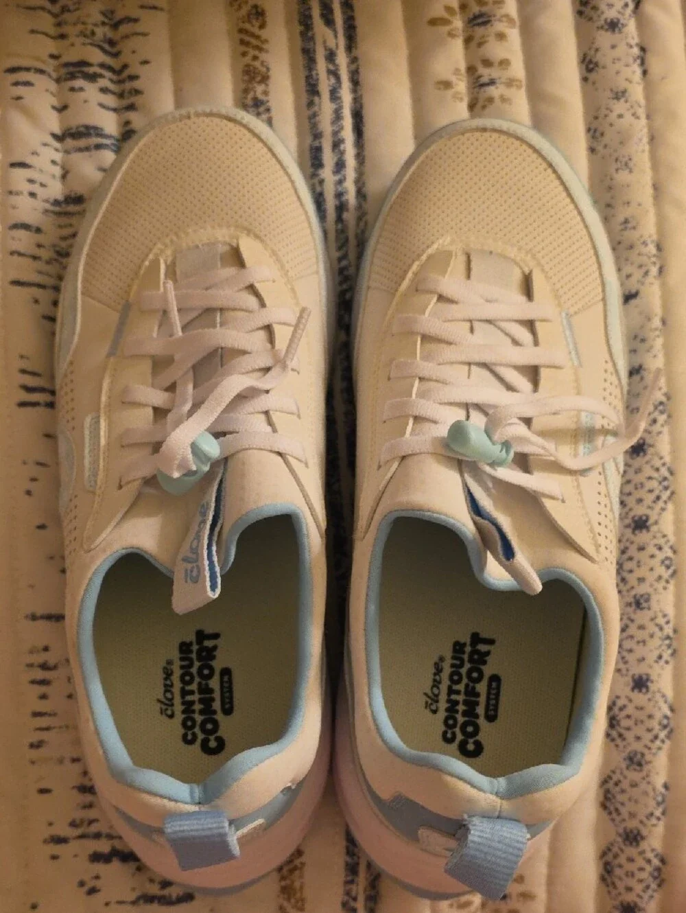 Clae Women’s White & Light Blue Low-Top Sneakers